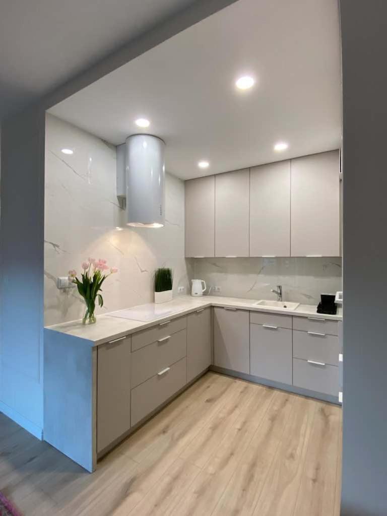 Apartament Nad Wisla Spacerem Do Centrum I Starego Miasta Varsovia Exterior foto